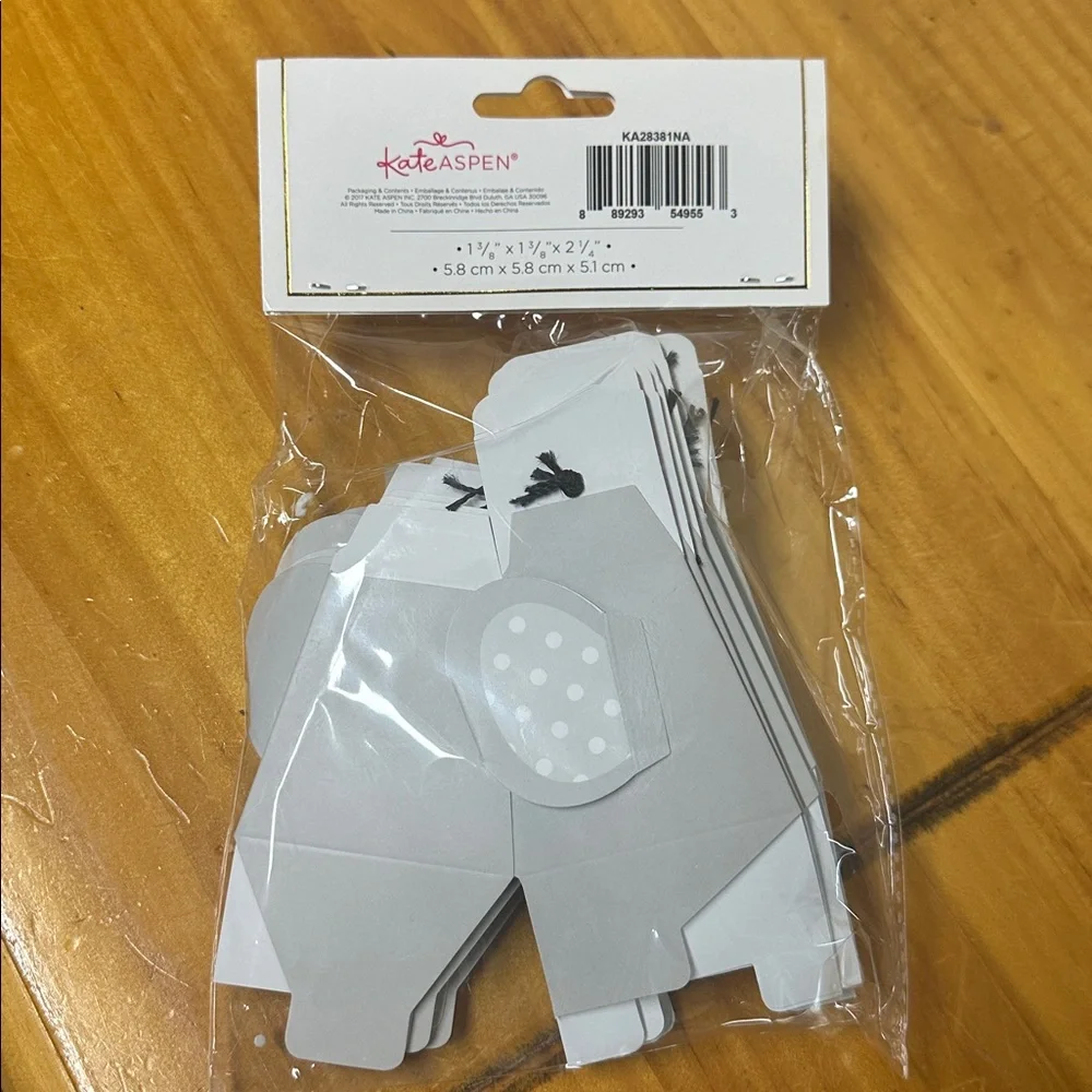 Kate Aspen party favor boxes for baby 12 new in package, gray &white elephant